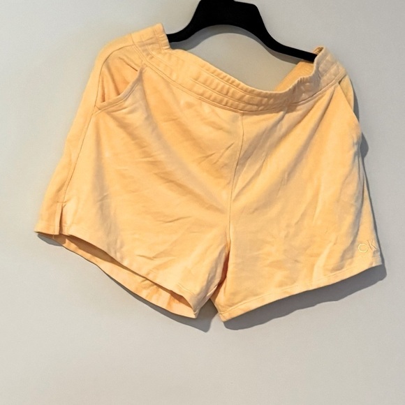 Calvin Klein PerformanceWomen's MIDI Shorts Sunstone, short - Picture 5 of 9